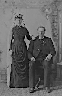 File:Fred-and-emma-mahrt-wedding.jpg