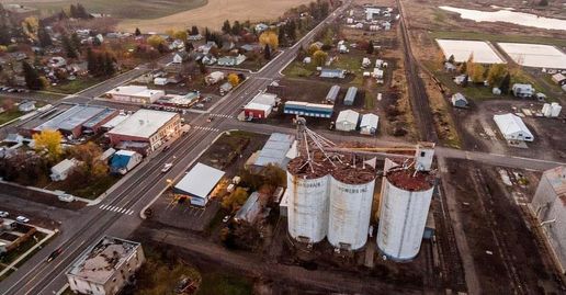 File:2015-unk-0012-aerial-reardan-grain-elevators.jpg