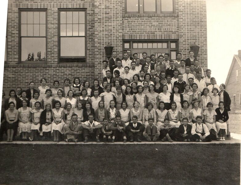 File:1933-rml-0312a-rhs-student-body-clipped-1600.jpg