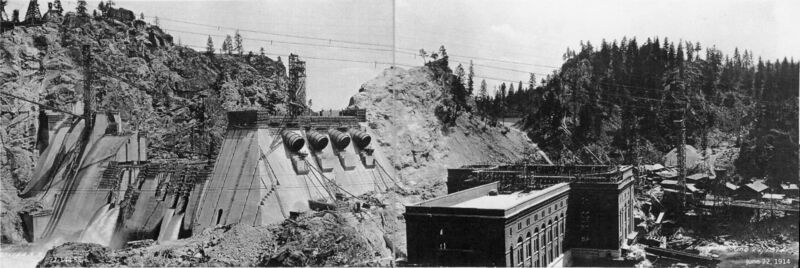 File:1914-06-22-llt-0089b-panorama-of-towers-dam-power-house-switch-room-1600.jpg