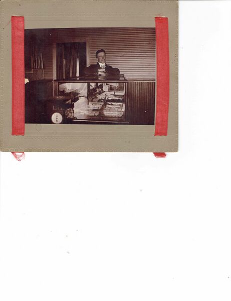 File:1900-rml-0004-showcase.jpg
