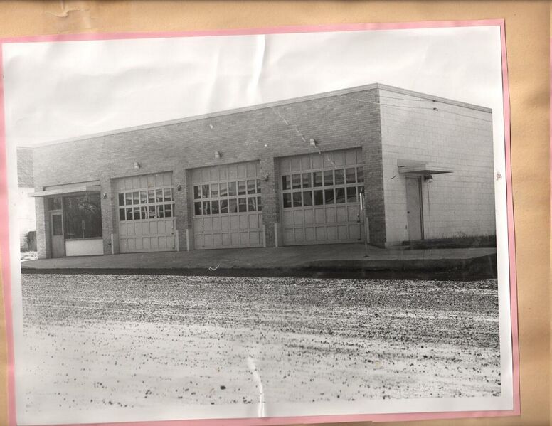 File:1962-beautification-173-fire-station-1600.jpg