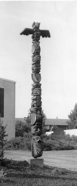 File:199x-dan-print-00050-totem-pole-1600.jpg