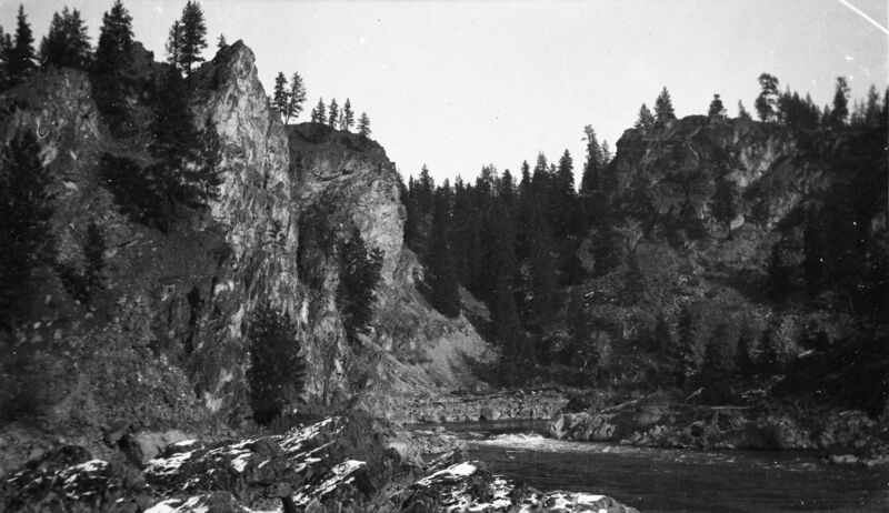 File:1905-1915-otto-0038-before-long-lake-dam-1600.jpg