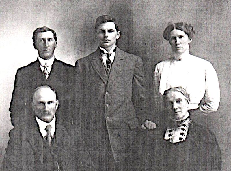 File:1912-john-mahrt-family-1600.jpg