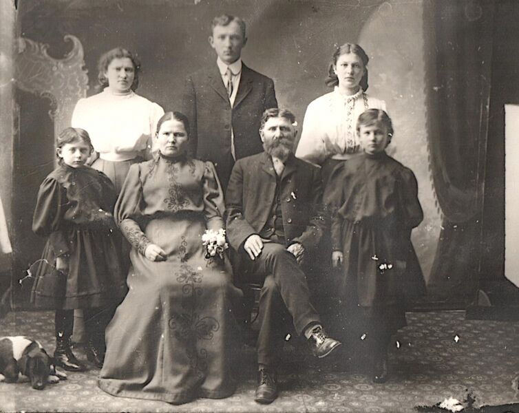 File:1907-rml-0205-alexander-and-nathalia-boehme-family-1600.jpg