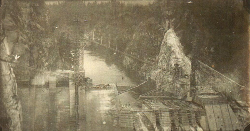 File:1912-clayton-004a-construction-long-lake-dam.png