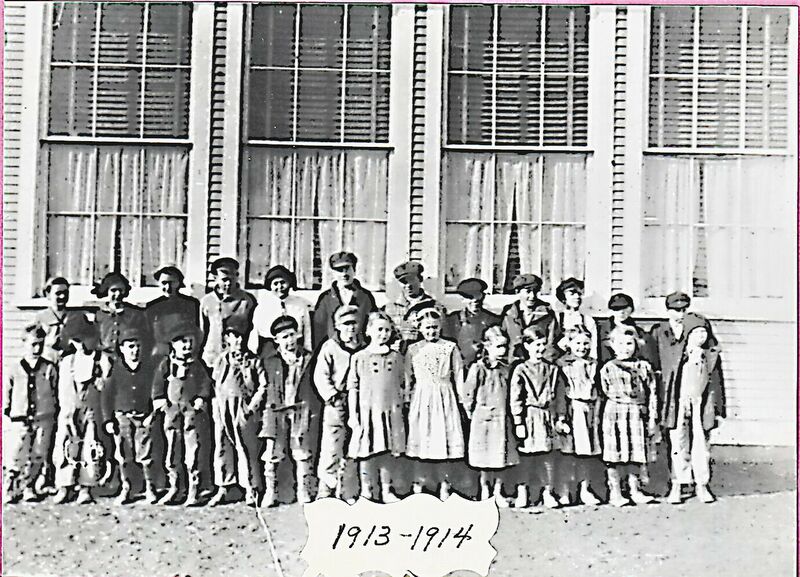 File:1914-rml-0285a-gravelle-student-body-1600.jpg