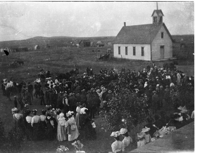 File:1890-1902-baptist-church-gathering-1600.jpg