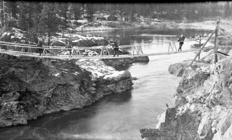 File:1905-1915-otto-0251-foot-bridge-1600.jpg