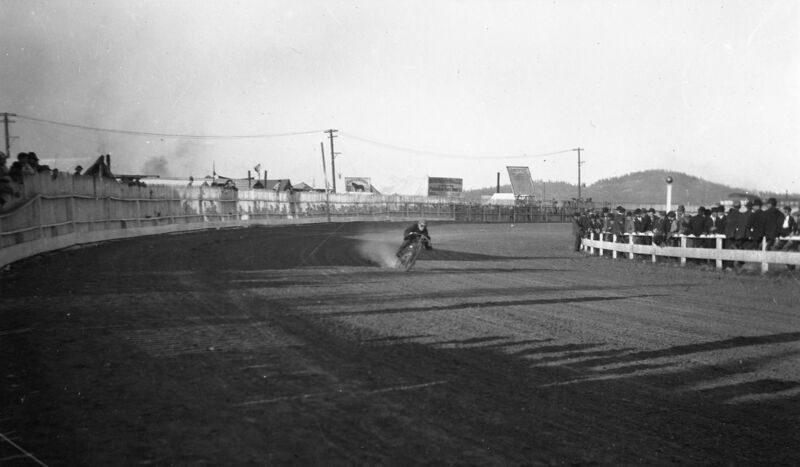 File:1905-1915-otto-0255-motor-cycle-race-spokane-1600.jpg