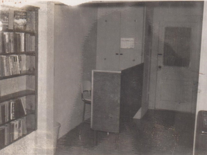 File:1961-memorial-library-08b.png