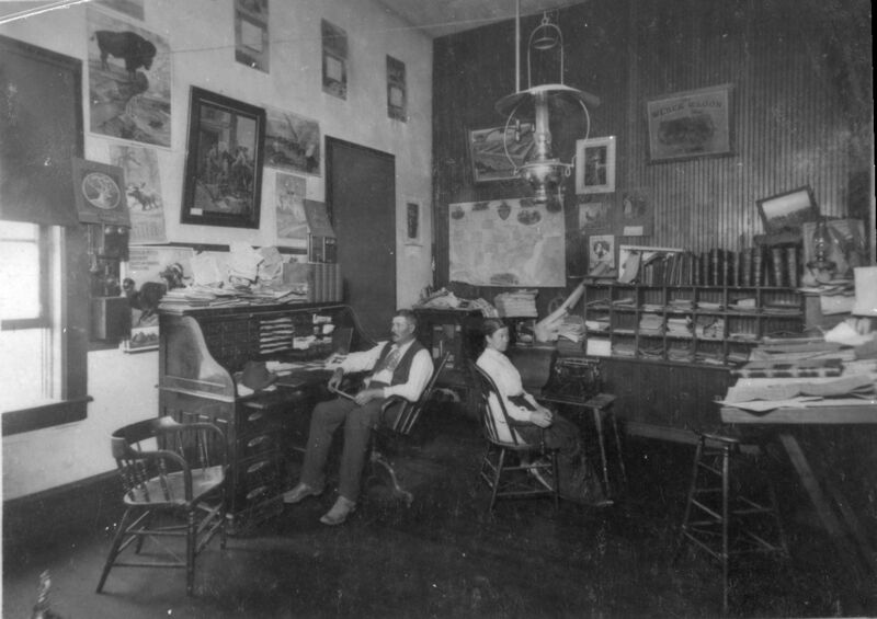 File:1904-lchs-0016a-raymers-hardware-office-1600.jpg