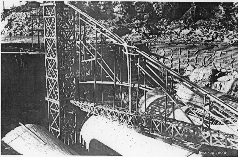 File:1912-11-16-llt-0021-construction-boom-below-coffer-dam-1600.jpg