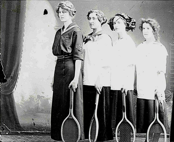 File:1915-rml-0297b-rhs-girls-tennis-1600.jpg