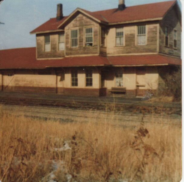 File:1973-reardan-depot-east.jpg