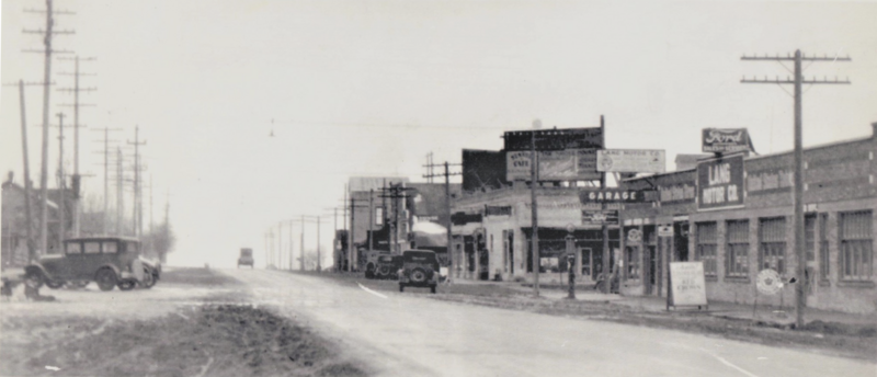 File:1930-1950-rml-0141a-broadway-langs-sullivans-smoke-house.png