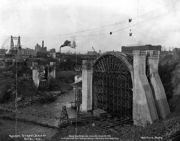 File:1910-10-26-fb-0011-construction-of-monroe-st-bridge.jpg