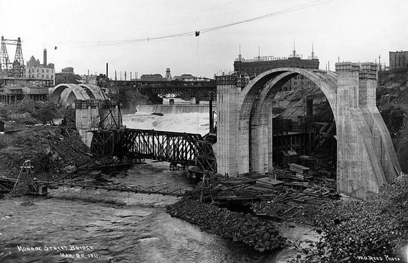 File:1911-03-20-fb-0027-monroe-street-bridge-3-construction.jpg